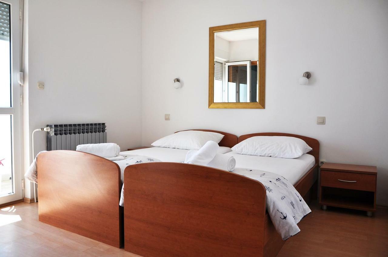 Sunrise Apartments And Studio Apartments لوكفا روجوزنيكا المظهر الخارجي الصورة