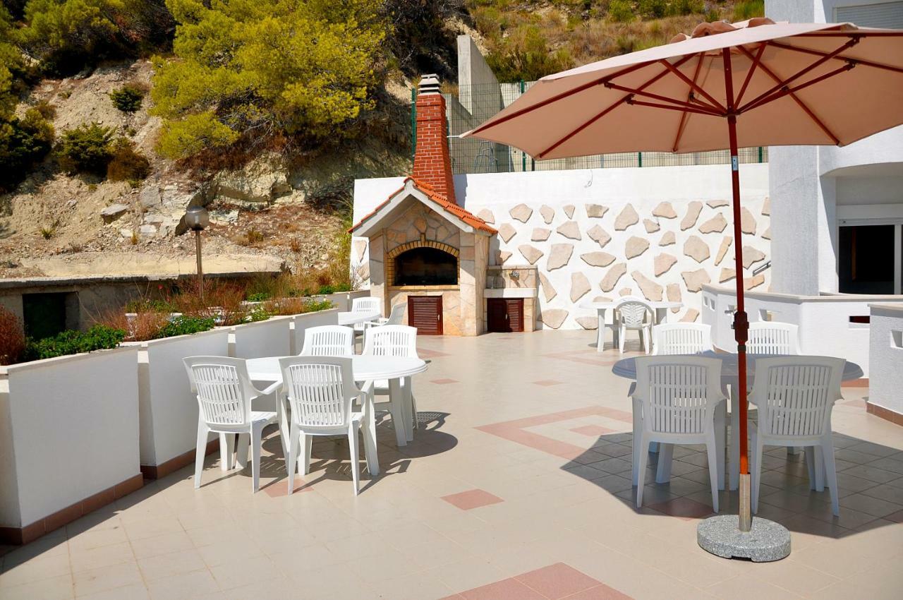Sunrise Apartments And Studio Apartments لوكفا روجوزنيكا المظهر الخارجي الصورة