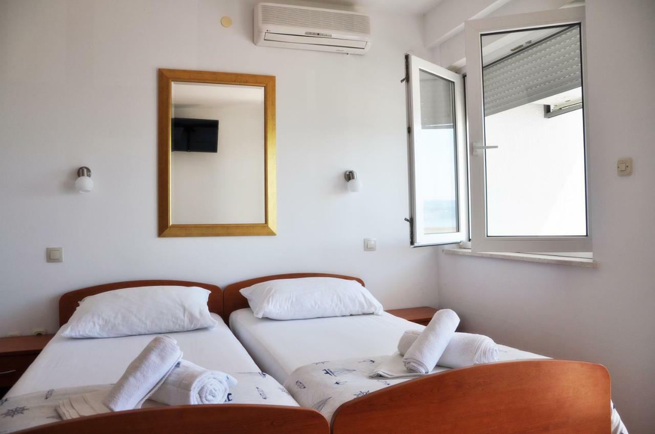 Sunrise Apartments And Studio Apartments لوكفا روجوزنيكا المظهر الخارجي الصورة