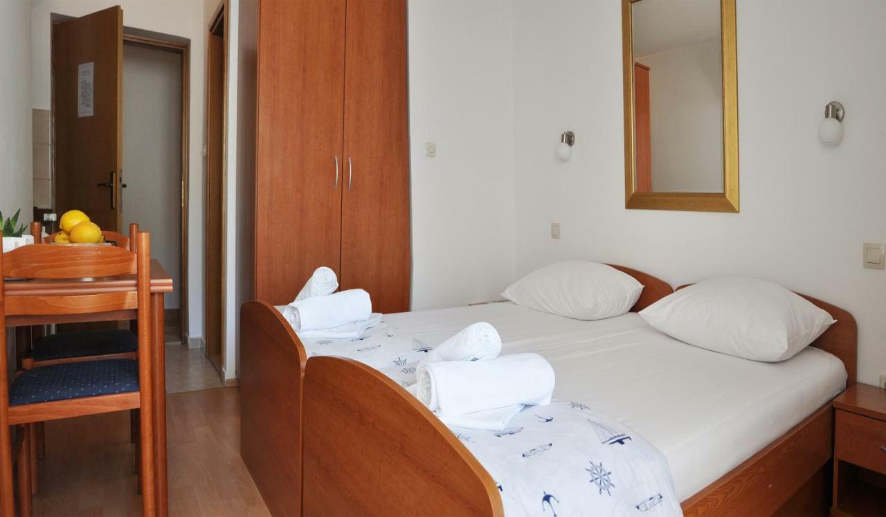 Sunrise Apartments And Studio Apartments لوكفا روجوزنيكا المظهر الخارجي الصورة